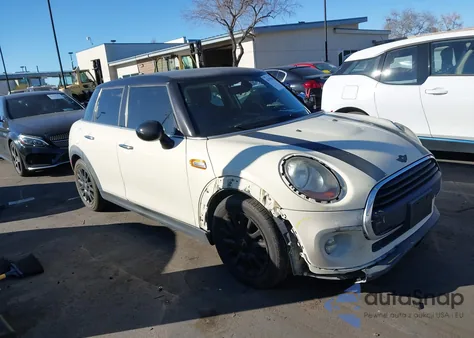 2018 Mini Hardtop Cooper z USA, uszkodzony, nr VIN WMWXU1C55J2F79895